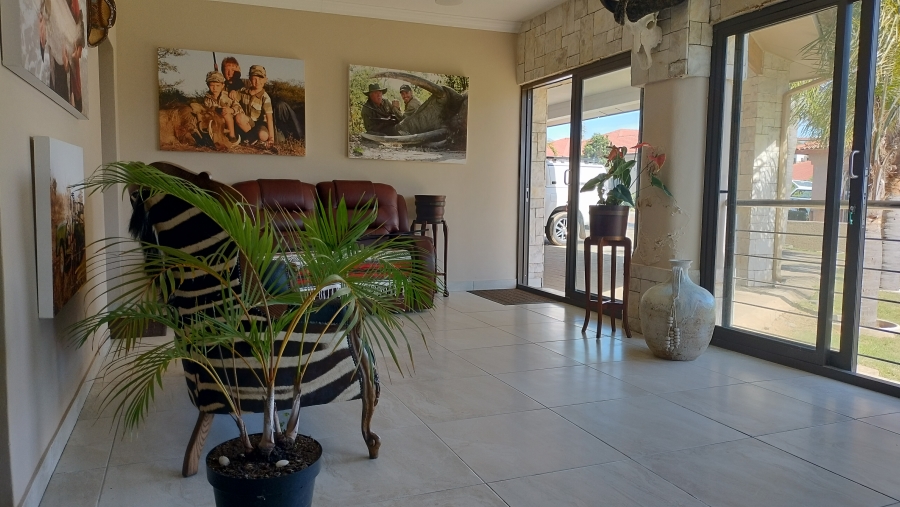 3 Bedroom Property for Sale in Grootbrakhoogte Western Cape